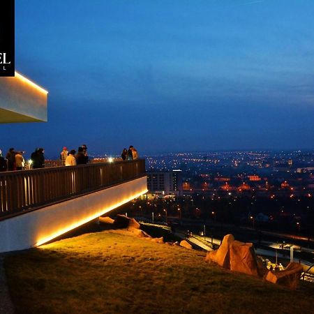 Next Level Apart Hotel Oradea Eksteriør bilde